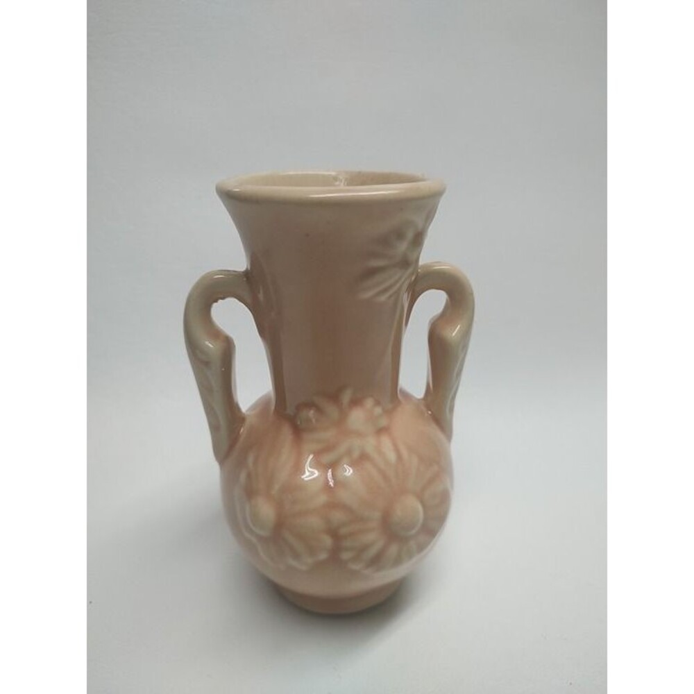 Vintage Shawnee Art Pottery Daisy Flower Vase Peach Color 5" Tall